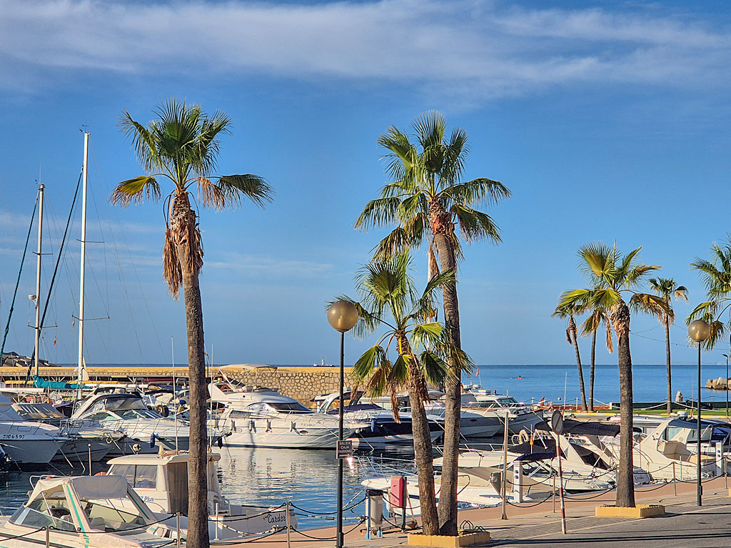 Inside LaCena by Nola location Villajoyosa