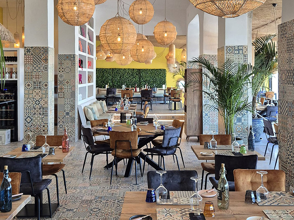 Inside LaCena by Nola location Villajoyosa