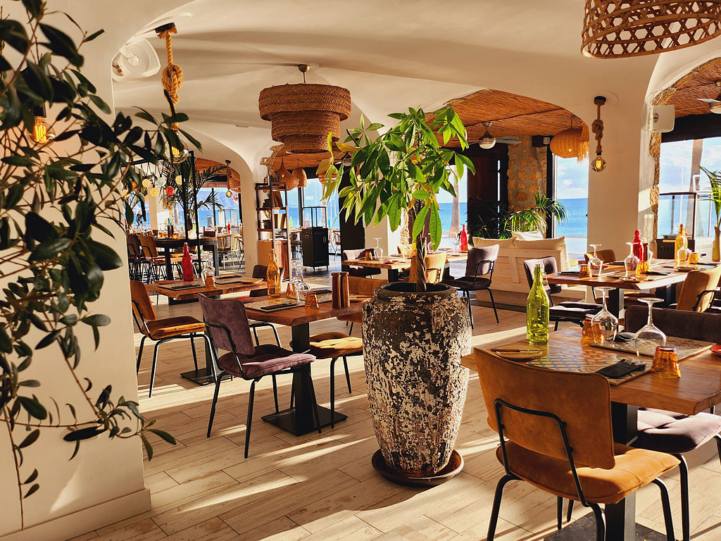Inside LaCena by Nola location Altea Beach