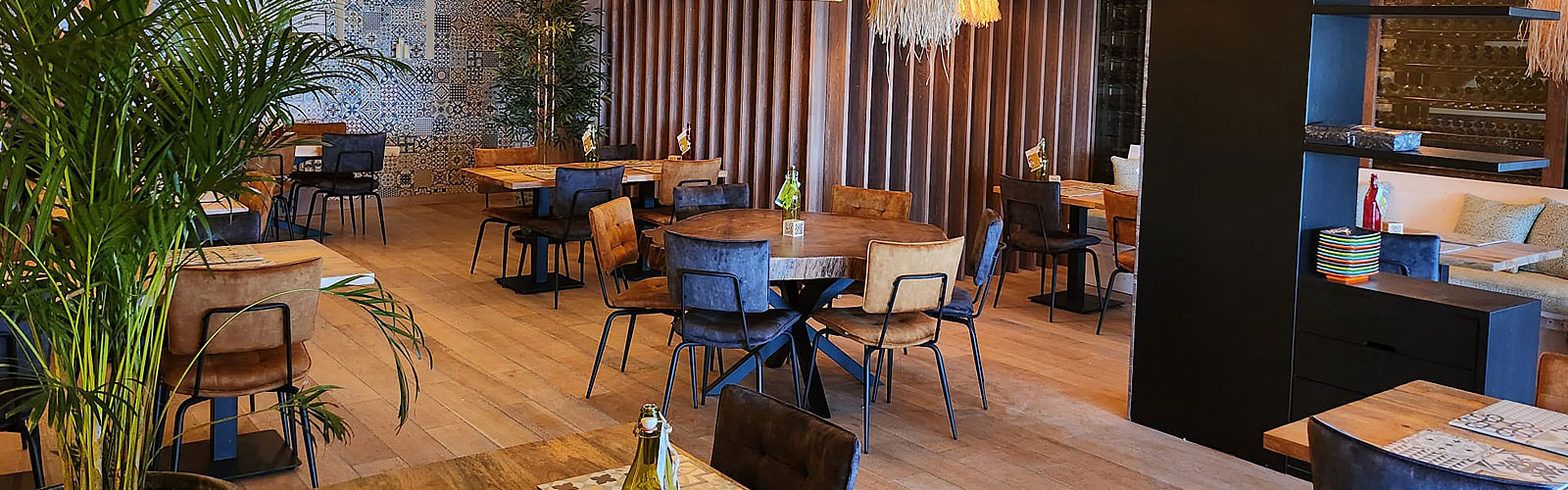 LaCena by Nola Restaurant location Campello