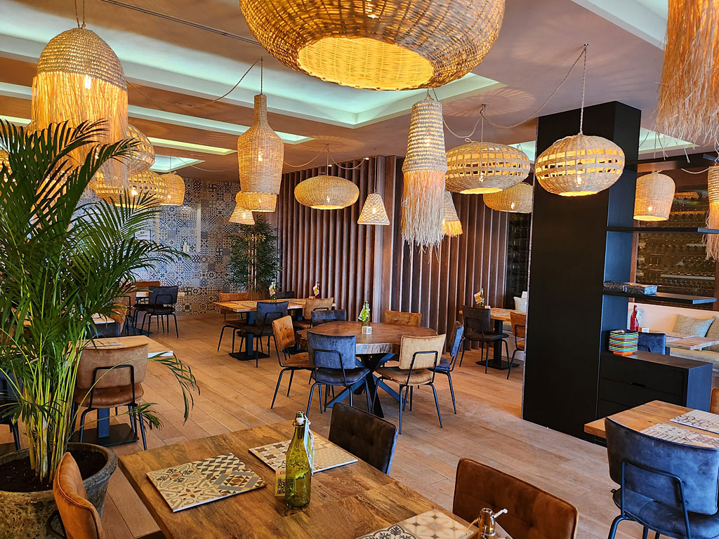 Inside LaCena by Nola location Campello