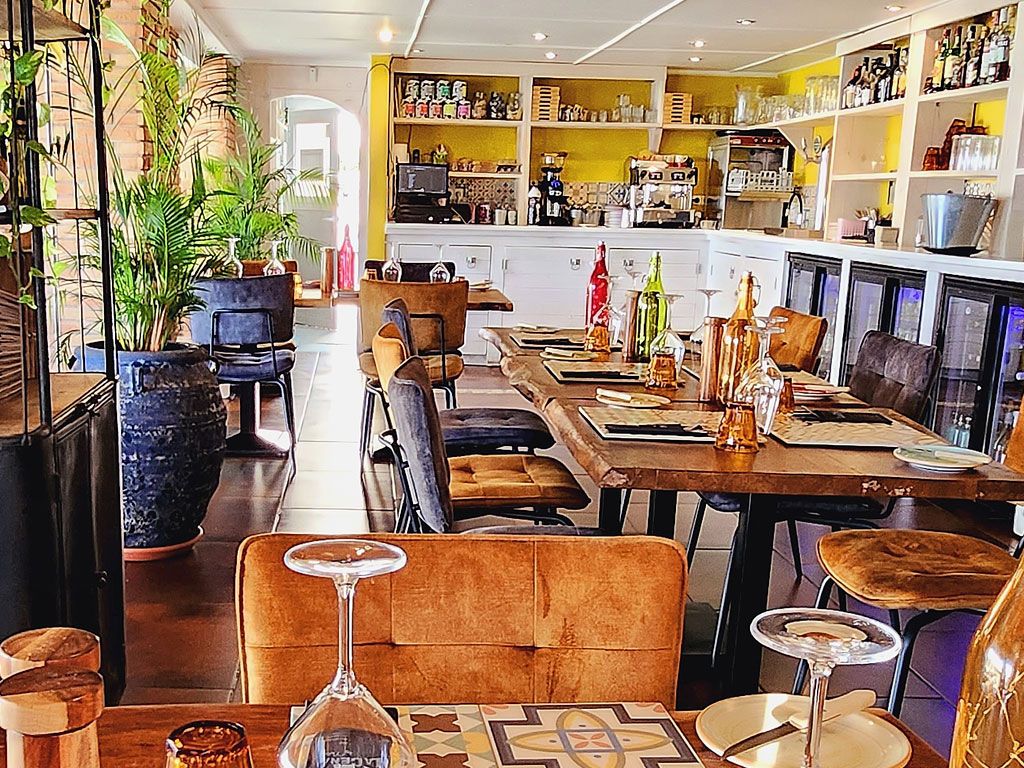 Inside LaCena by Nola location Calpe