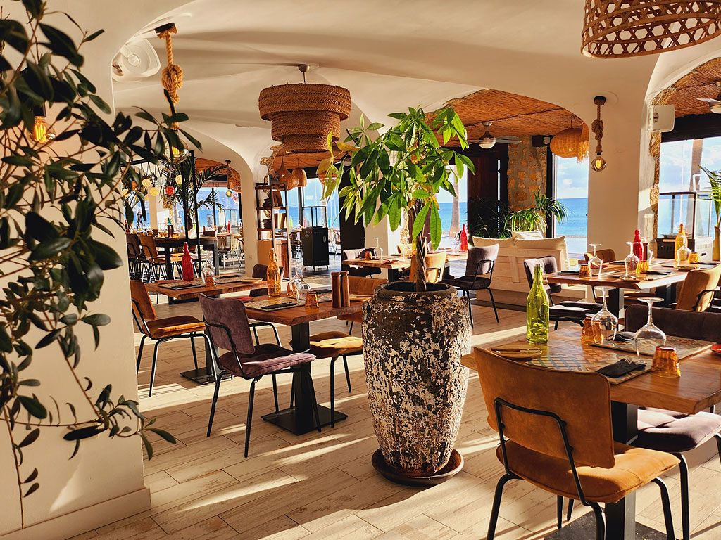 Inside LaCena by Nola location Altea Beach