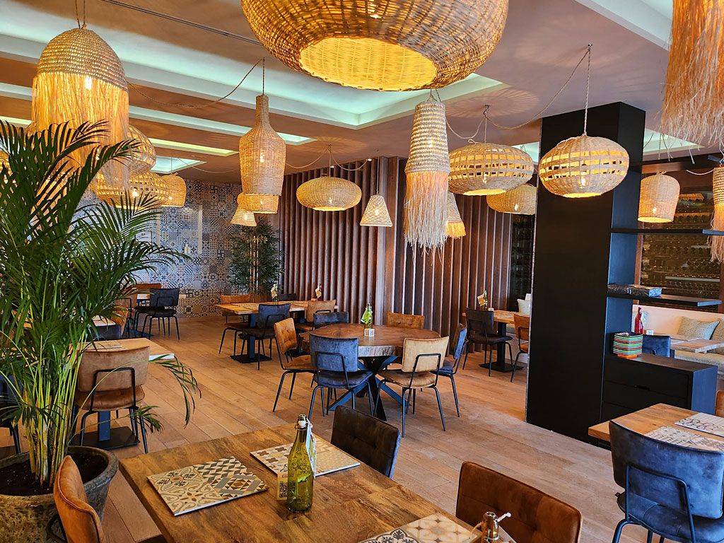 Inside LaCena by Nola location Campello