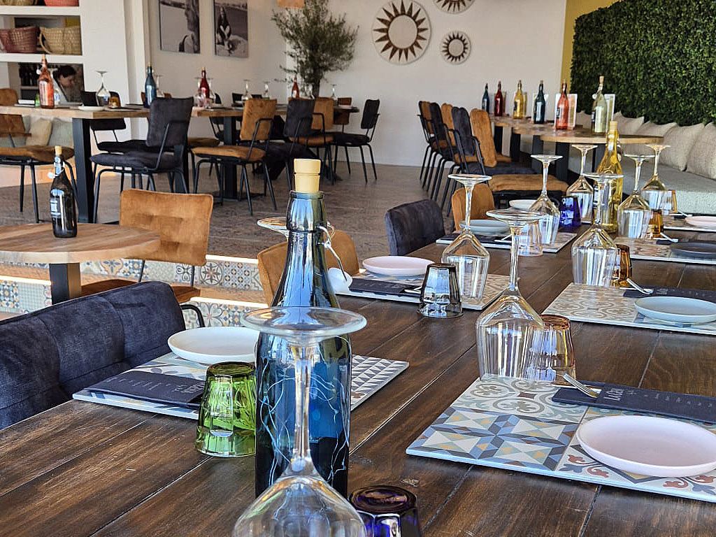 Inside LaCena by Nola location Villajoyosa