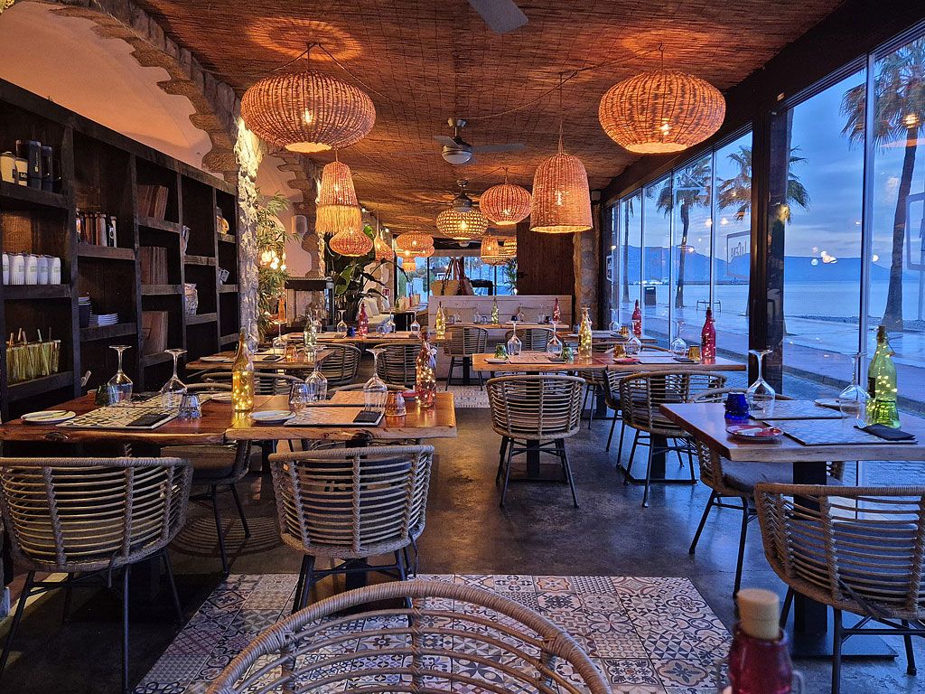 Inside LaCena by Nola location Altea Beach