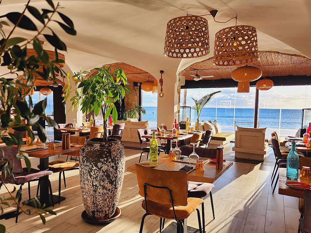 Inside LaCena by Nola location Altea Beach